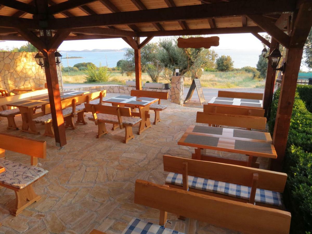Campsite Kaya Pakoštane Exterior foto